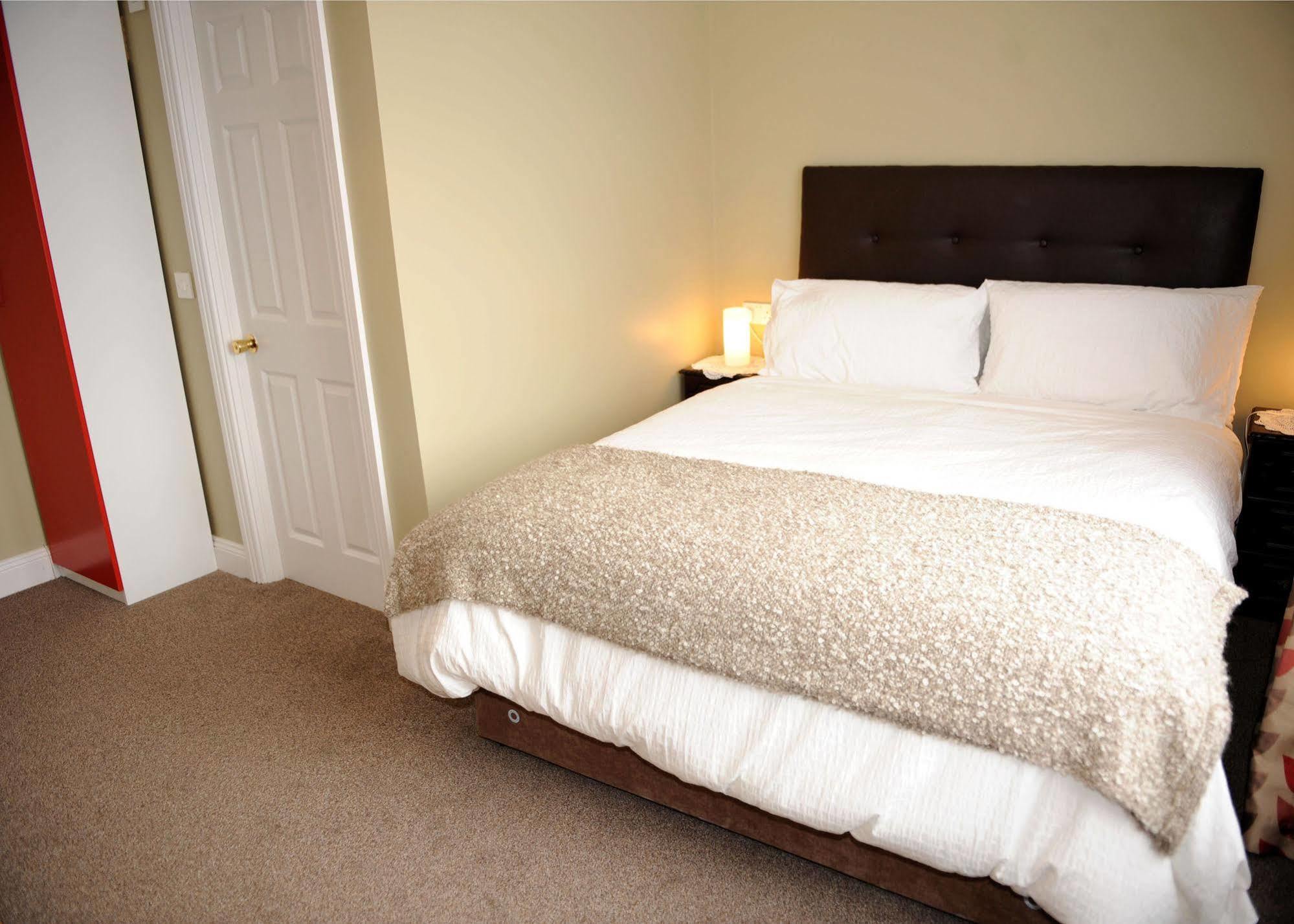 The Yellow House B&B Navan Exterior foto